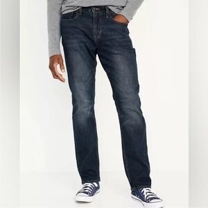 Old Navy Straight Fit Built-In Flex Jeans 32W X 30L